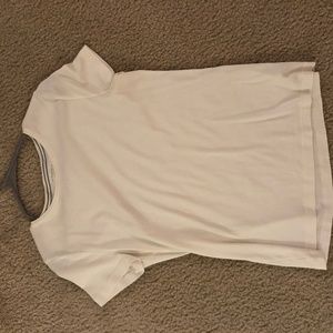 white tee